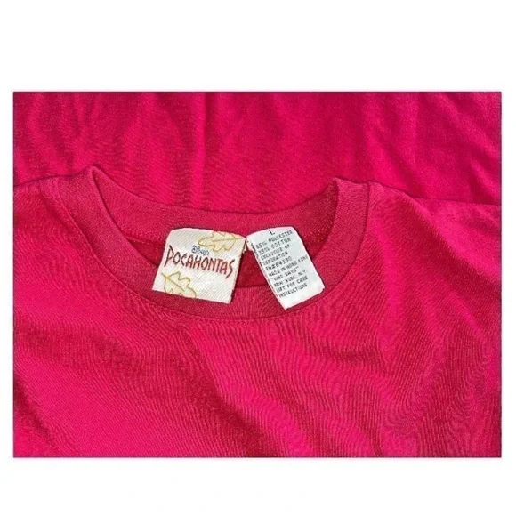 Vintage Disney Pocahontas Girls Pocket T-shirt